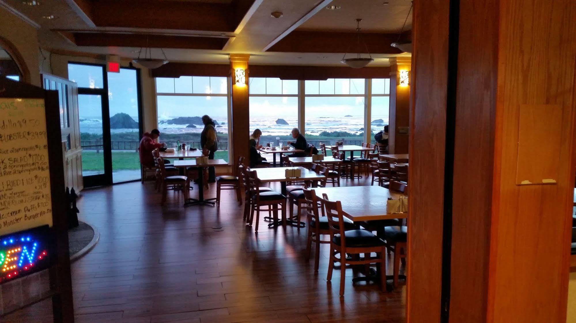 Oceanfront Lodge เครสเซนต์ซิตี ภายนอก รูปภาพ