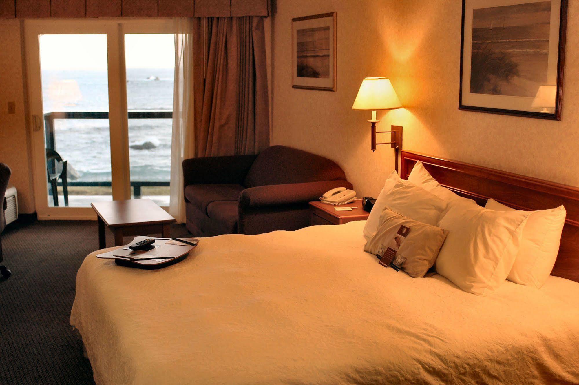 Oceanfront Lodge เครสเซนต์ซิตี ภายนอก รูปภาพ